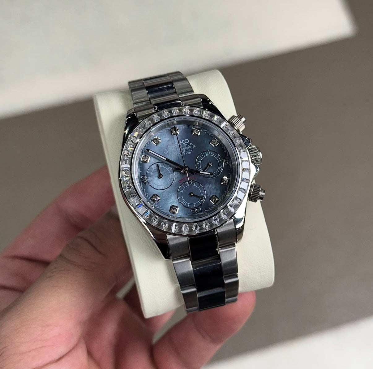 MOTHER OF PEARL DIAMOND