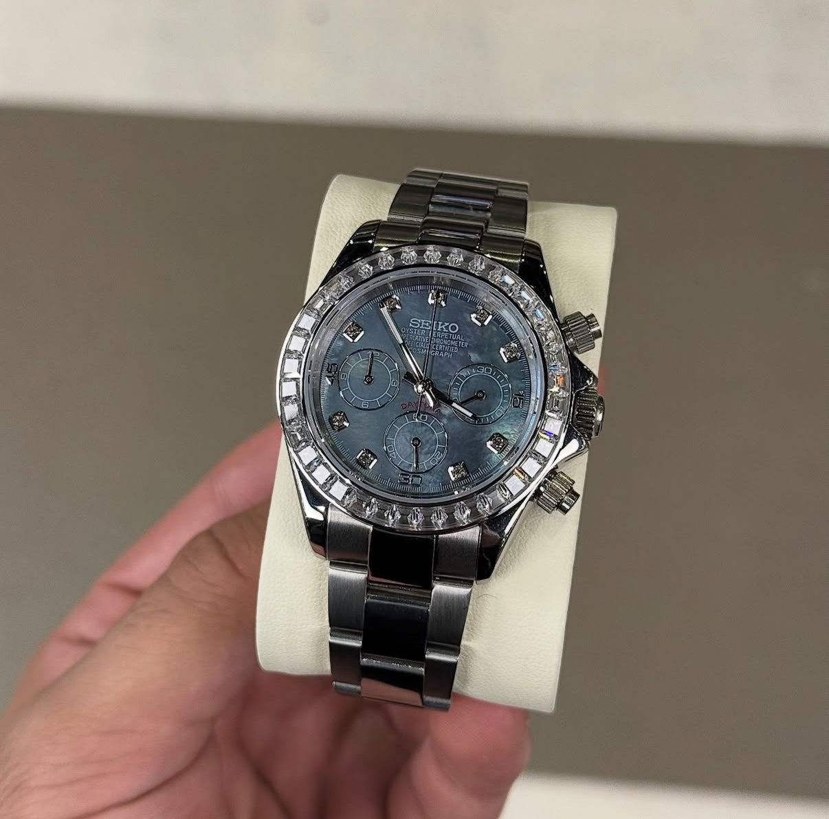 MOTHER OF PEARL DIAMOND