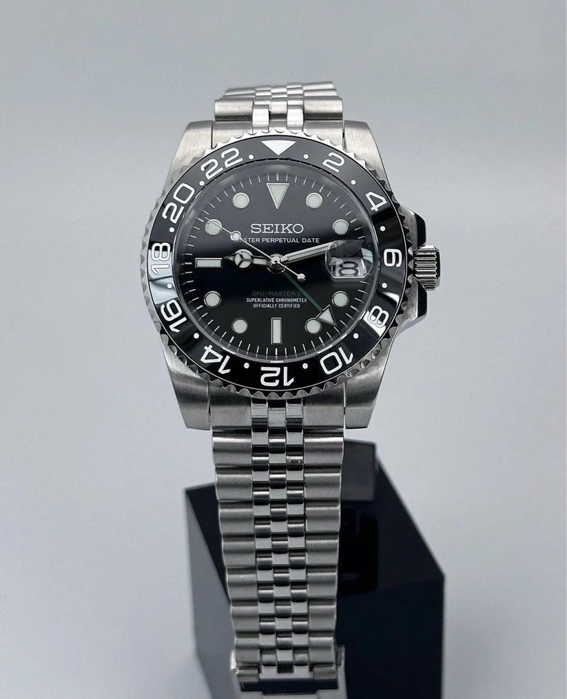 GMT MOD BLACK